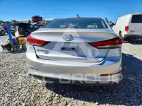 2017 Hyundai Elantra photo