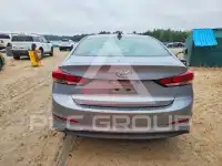 2017 Hyundai Elantra photo