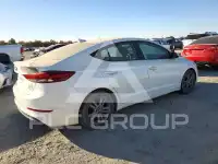 2017 Hyundai Elantra фото