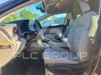 2017 Hyundai Elantra photo