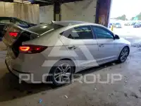2017 Hyundai Elantra фото