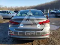2017 Hyundai Elantra photo
