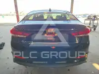 2017 Hyundai Elantra photo