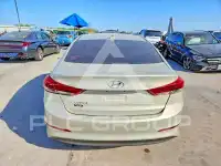 2017 Hyundai Elantra photo