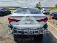 2017 Hyundai Elantra фото