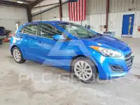 2017 Hyundai Elantra photo