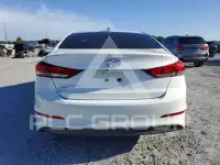 2017 Hyundai Elantra photo