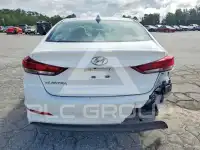 2017 Hyundai Elantra photo
