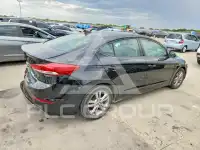2017 Hyundai Elantra photo