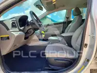 2017 Hyundai Elantra фото