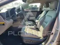 2017 Hyundai Elantra фото