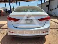 2017 Hyundai Elantra фото