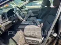 2017 Hyundai Elantra photo