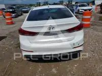 2017 Hyundai Elantra photo