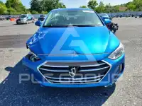 2017 Hyundai Elantra photo