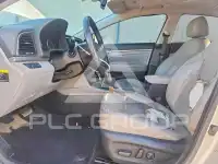 2017 Hyundai Elantra фото