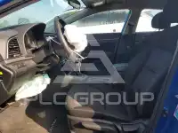 2017 Hyundai Elantra photo