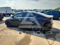 2017 Hyundai Elantra photo
