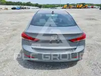2017 Hyundai Elantra photo