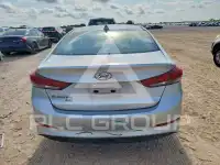 2017 Hyundai Elantra фото