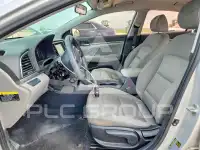 2017 Hyundai Elantra фото