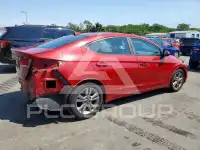 2017 Hyundai Elantra фото