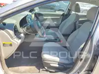 2017 Hyundai Elantra photo