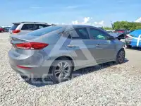 2017 Hyundai Elantra фото