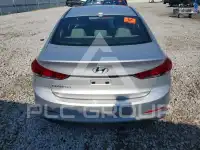 2017 Hyundai Elantra photo