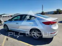 2017 Hyundai Elantra photo