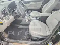 2017 Hyundai Elantra фото