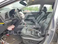 2017 Hyundai Elantra фото