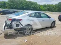 2017 Hyundai Elantra фото