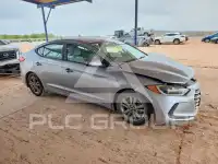 2017 Hyundai Elantra photo
