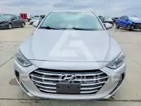 2017 Hyundai Elantra photo