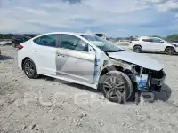 2017 Hyundai Elantra фото