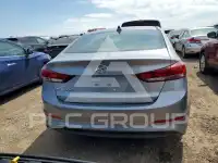 2017 Hyundai Elantra photo
