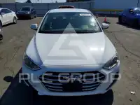 2017 Hyundai Elantra фото