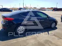 2017 Hyundai Elantra фото