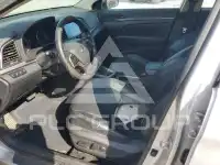 2017 Hyundai Elantra photo