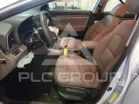 2017 Hyundai Elantra photo
