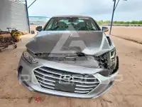 2017 Hyundai Elantra photo