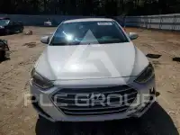 2017 Hyundai Elantra photo
