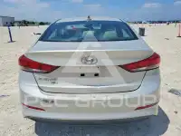 2017 Hyundai Elantra фото