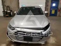 2017 Hyundai Elantra фото