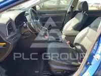 2017 Hyundai Elantra photo