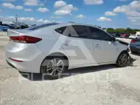 2017 Hyundai Elantra фото