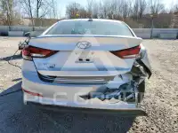 2017 Hyundai Elantra фото