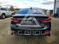 2017 Hyundai Elantra фото