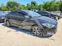 2017 Hyundai Elantra photo